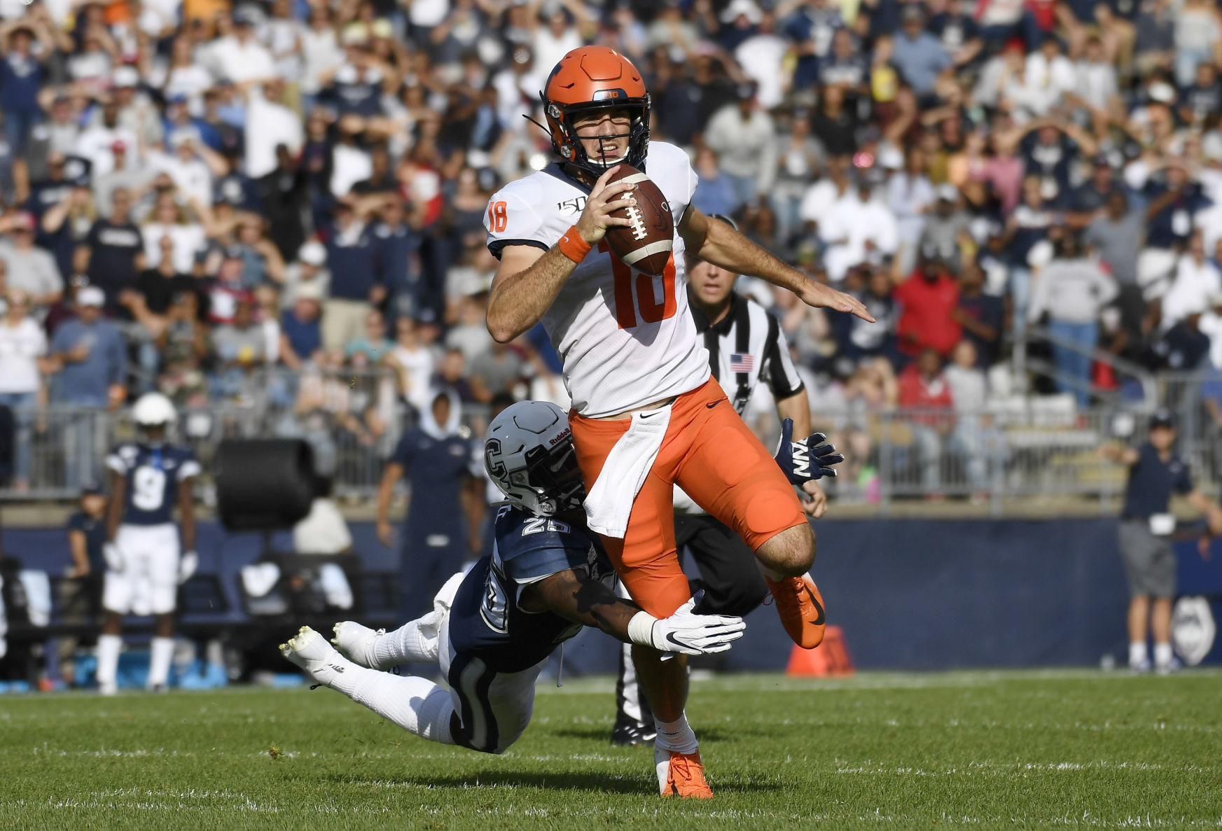 Illinois UConn Football